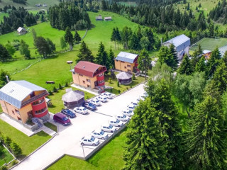 Resort EuroPark Fundata  CMY