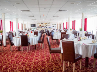 Bella Marina - Hotel plutitor