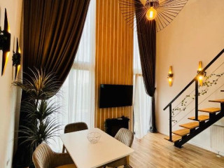 MOON VILLAGE COMARNIC