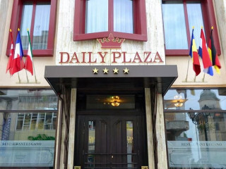 Daily Plaza 