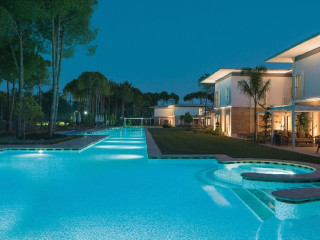 AZURE VILLAS BY CORNELIA