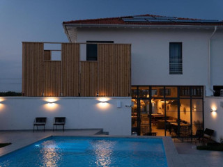 The Pines Boutique Villa CMP