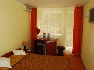 HOTEL APOLLO OVICRIS.