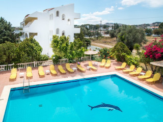 Mikes House Hotel 