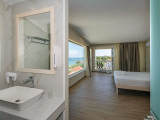 Belussi Beach Hotel and Suites (Kipselis CR)