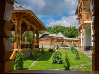 Pensiunea Glodeanca (loc. Glod)