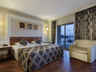 ALBA QUEEN HOTEL