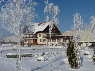 HOTEL GARDEN CLUB.