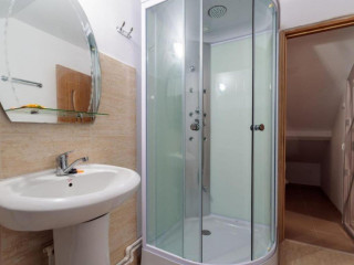 Vila Crizantema (fosta vila a lui Ceausescu)