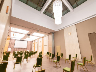 UNIREA HOTEL AND SPA.