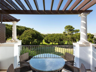 Pine Cliffs Residence, a Luxury Collection Resort