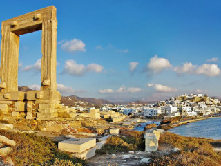 Periplu in Ciclade 3* (Mykonos-Paros-Naxos)