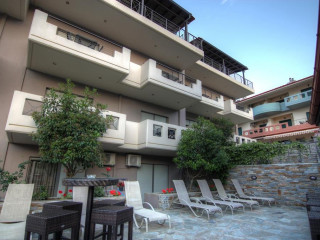 LE ROYAL HOTELS & RESORTS