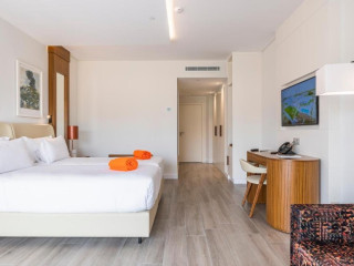 Regency Salgados Hotel  