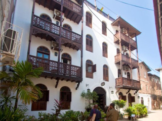 Asmini Palace Hotel