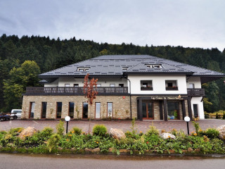 PENSIUNEA LA CONAC IN BUCOVINA