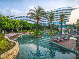 CONCORDE DE LUXE RESORT HOTEL