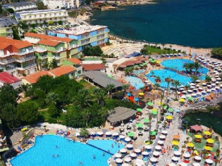 Eri Beach & Village