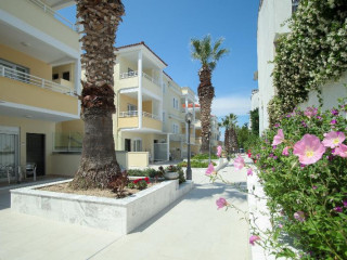 Naias Beach Hotel (Hanioti)