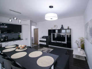 Apartament APARTEL BLACK AND WHITE cm