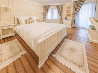 Grant Boutique Hotel