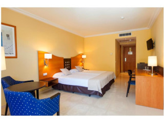 LIVVO COSTA TAURITO 4*