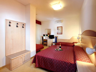 Hotel Regina (Sabbiadoro)