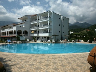 Ioannis Golden Beach Hotel