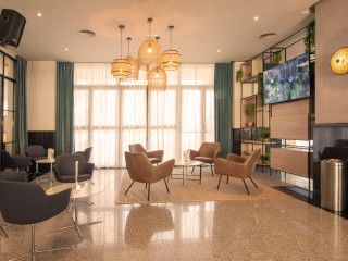 Apartahotel Fuengirola Beach (Fuengirola)