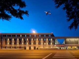 HILTON GARDEN INN  BUCHAREST AIRPORT