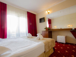 Select Benal Beach Apartments