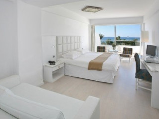 Grecian Sands