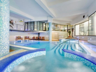 ATLANTIS BEACH VILLAS