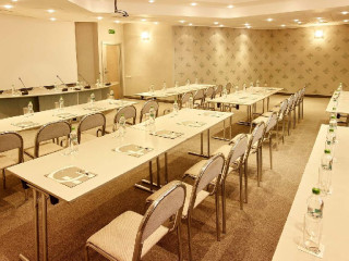 HOTEL CONTINENTAL FORUM ORADEA.