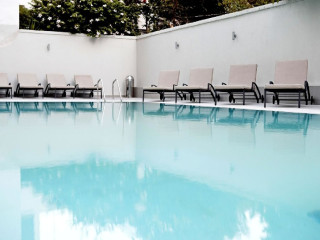 Angela Hotel Downtown Rooms