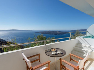 Tzekos (Fira - Santorini)