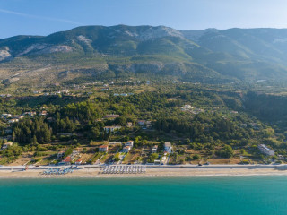 Aridas at the Beach 2*