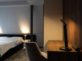 HOTEL CRISTAL.