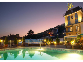 PREMIER HOTEL 