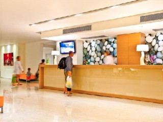 BEACH VIBE APARTMENTS CENTRAL MAMAIA.