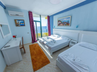 Hotel Bahamas (Sarande)