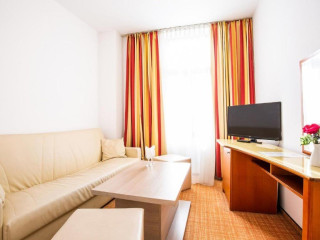 Hotel Dana 2