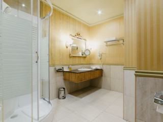 HOTEL TOPAZ BOUTIQUE.