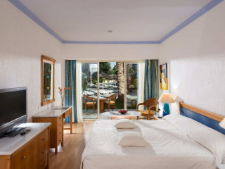 Paphos Gardens Hotel