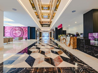 GRANADA LUXURY RED (Adult only +16)