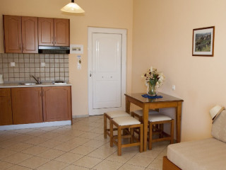 Blue Sky Apartments - Agia Marina 