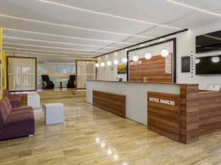 Safir Blue Resort - hotel Narcis