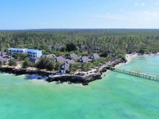 Reef and Beach Resort 4*