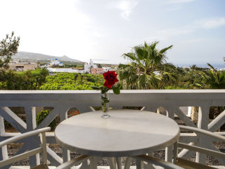 Maistros Village Hotel (Karderados Santorini)