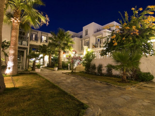 CHARM BEACH